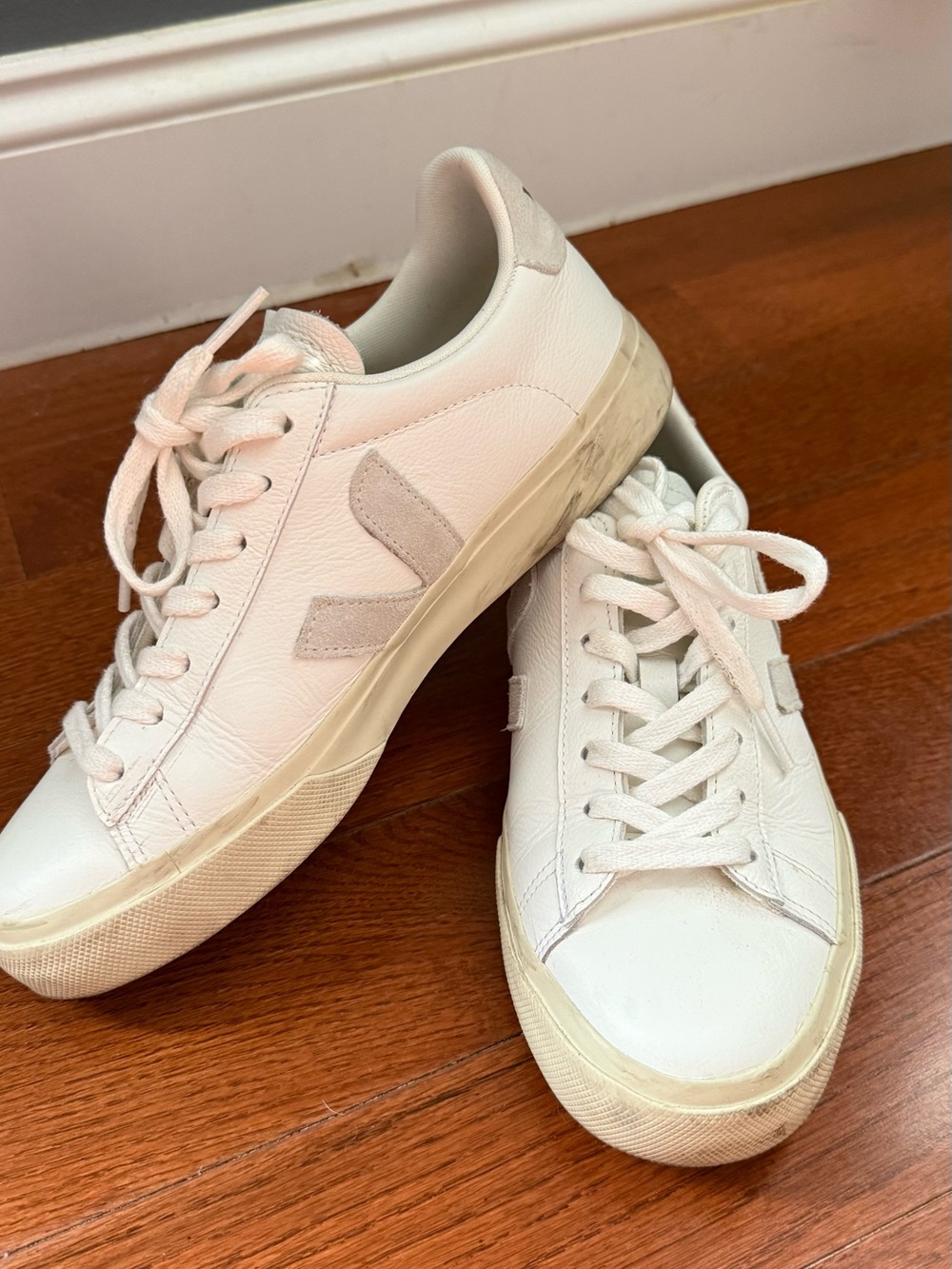 Veja Campo Leather White Natural Women's Sneakers